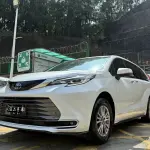 Toyota Sienna 2022 из Китая