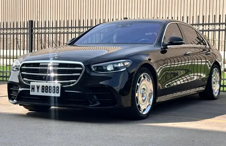 Mercedes-Benz S-Class 2023 из Китая
