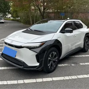 Toyota bZ4X 2023 из Китая