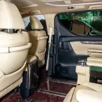 Toyota Vellfire 2023 из Китая