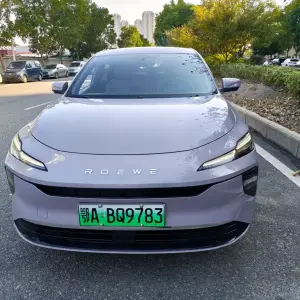 Roewe 荣威D6 2025 из Китая