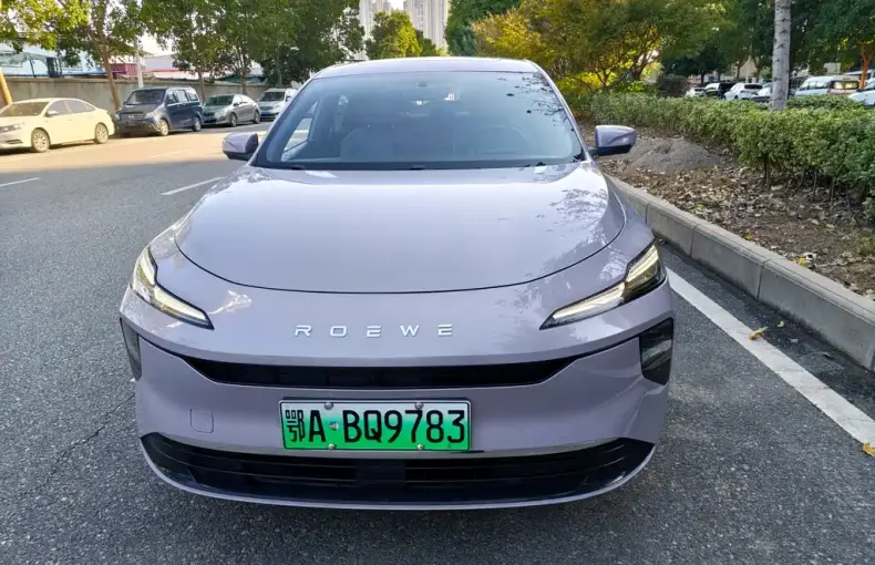 Roewe 荣威D6 2025 из Китая