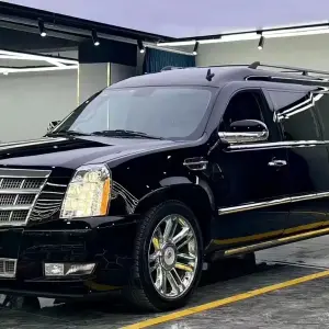 Cadillac Escalade 2013 из Китая