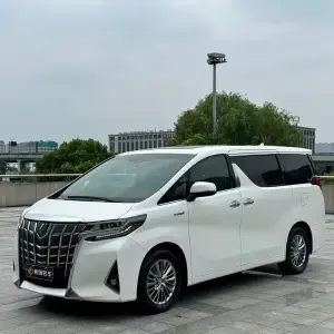 Toyota Alphard 2022 из Китая