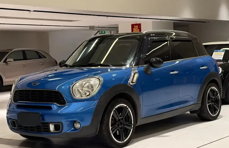 MINI Mini Countryman 2014 из Китая