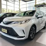 Toyota Granvia 2023 из Китая