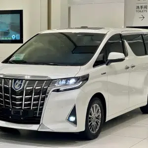 Toyota Alphard 2021 из Китая