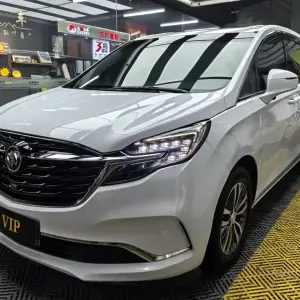 Buick GL8 2022 из Китая