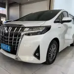 Toyota Alphard 2021 из Китая