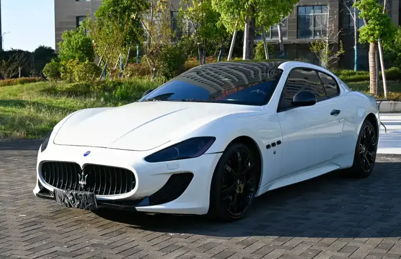 Maserati GranTurismo 2011 из Китая