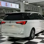 Buick GL8 2022 из Китая