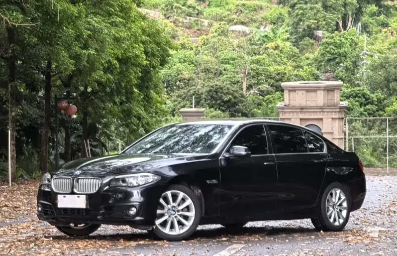 BMW 5 Series 2015 из Китая