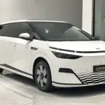 XPeng X9 2024 из Китая