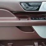 Lincoln Navigator 2022 из Китая