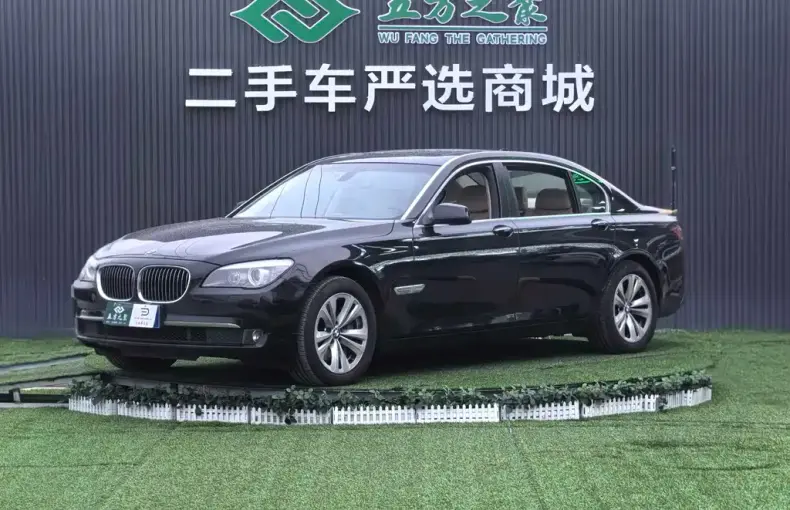 BMW 7 Series 2011 из Китая