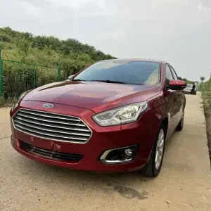 Ford Escort 2017 из Китая