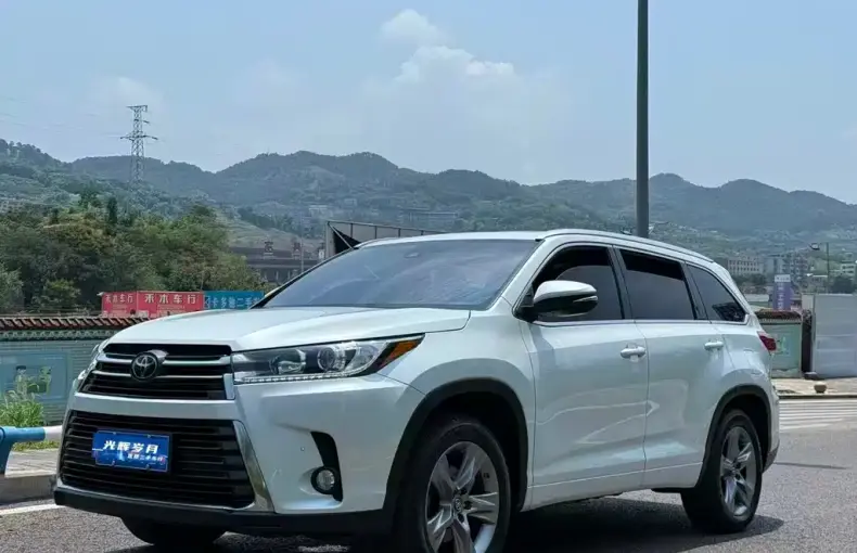 Toyota Highlander 2020 из Китая
