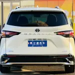 Toyota Granvia 2024 из Китая