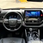 Toyota Crown Kluger 2023 из Китая