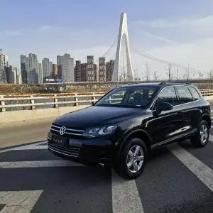Volkswagen Touareg 2015 из Китая