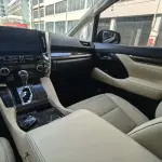 Toyota Alphard 2020 275 л.с. из Китая