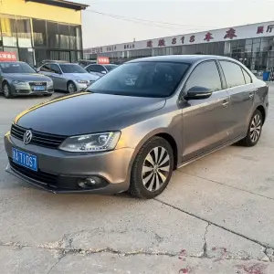 Volkswagen Sagitar 2012 из Китая