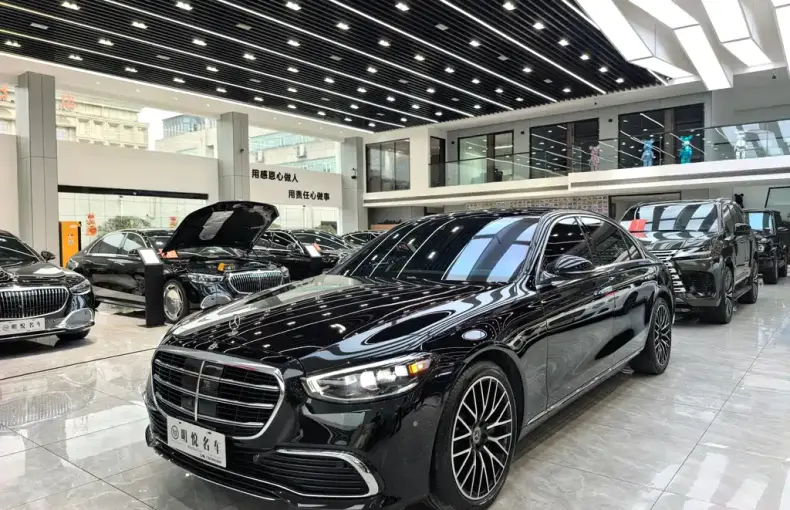 Mercedes-Benz S-Class 2022 из Китая