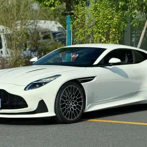 Aston Martin DB12 2024 из Китая