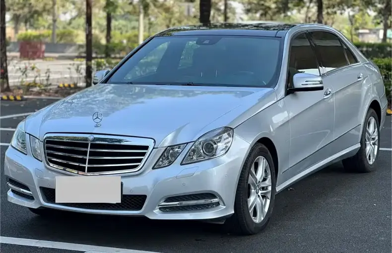 Mercedes-Benz E-Class 2011 из Китая