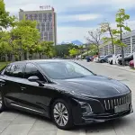 Hongqi Hongqi E-QM5 2024 из Китая