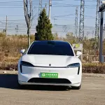 智界 Zhijie R7 2025 из Китая