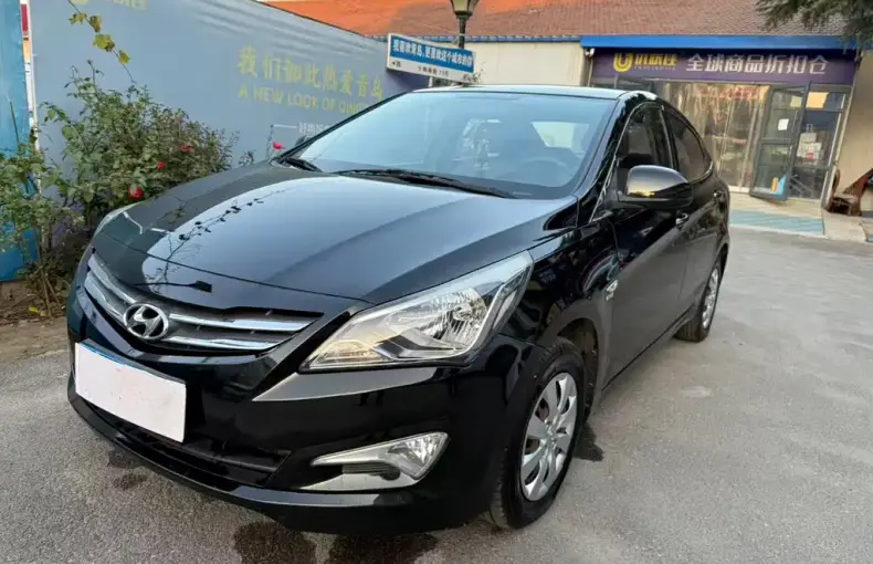 Hyundai Verna 2015 из Китая