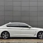 BMW 5 Series New Energy 2022 292 л.с. из Китая