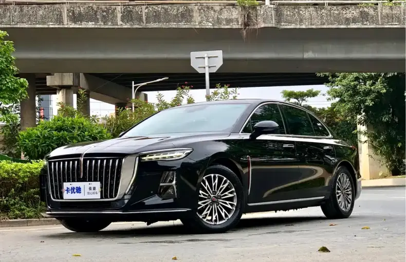 Hongqi Hongqi H5 2023 из Китая