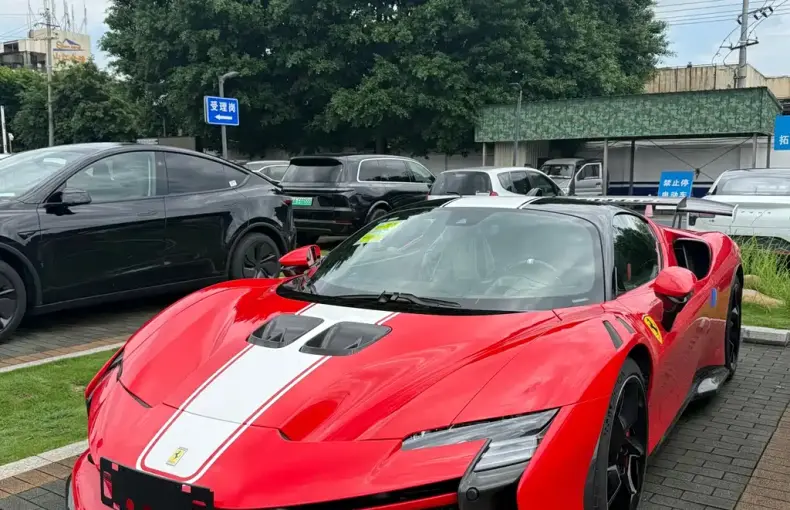 Ferrari SF90 2025 из Китая