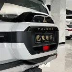 Mitsubishi Pajero (Import) из Китая