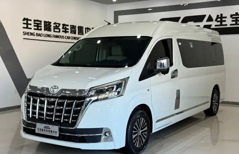 Toyota Hiace 2023 из Китая