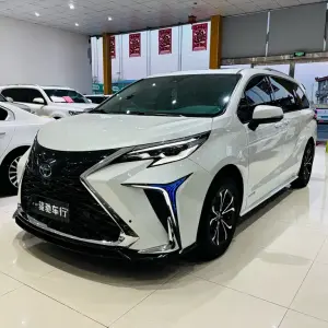 Toyota Sienna 2023 246 л.с. — лот 56840963 из Китая