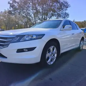 Honda Crosstour 2012 из Китая