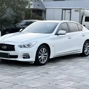 Infiniti Q50L 2016 211 л.с. из Китая
