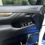 Toyota Alphard 2020 117 л.с. — лот 56614501 из Китая