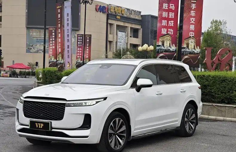 Li Auto Li ONE 2022 из Китая