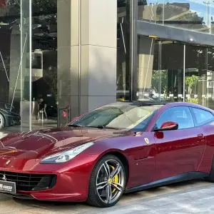 Ferrari GTC4Lusso 2017 из Китая