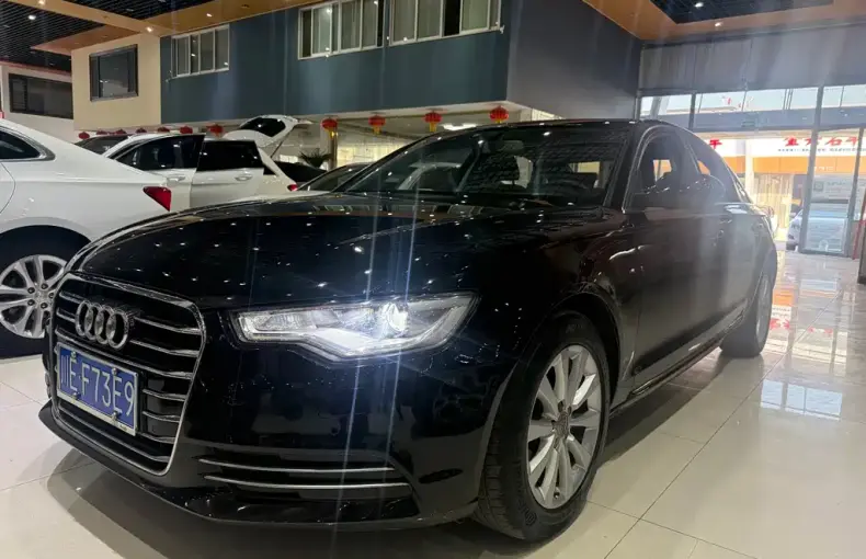 Audi A6L 2015 из Китая