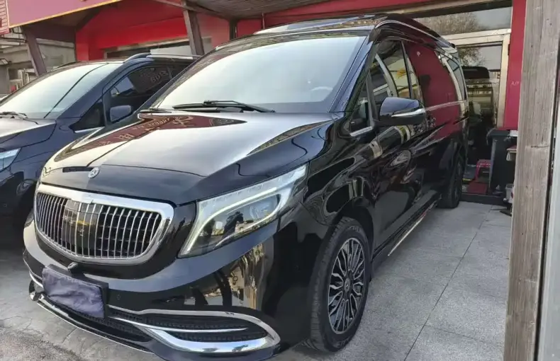 Mercedes-Benz V-Class 2021 из Китая