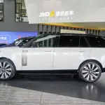 Land Rover Range Rover 2023 530 л.с. из Китая