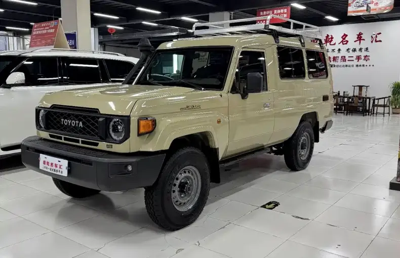Toyota Land Cruiser 2024 из Китая