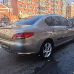 Peugeot 408 2012 из Китая