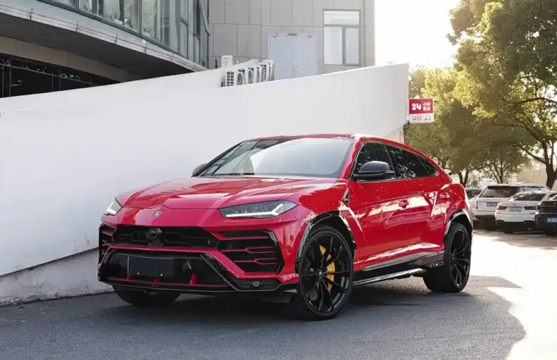 Lamborghini Urus 2020 из Китая