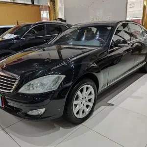 Mercedes-Benz S-Class 2008 388 л.с. из Китая
